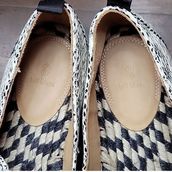 Bill Blass  - Picture 5 of 16